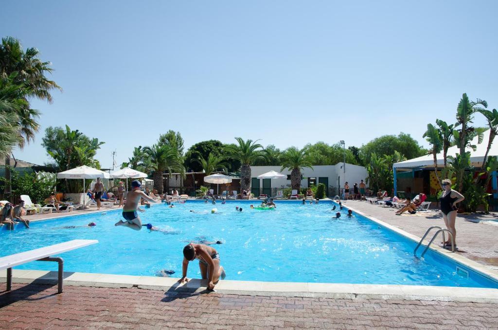 Kamemi Village & Camping ريبيرا المظهر الخارجي الصورة