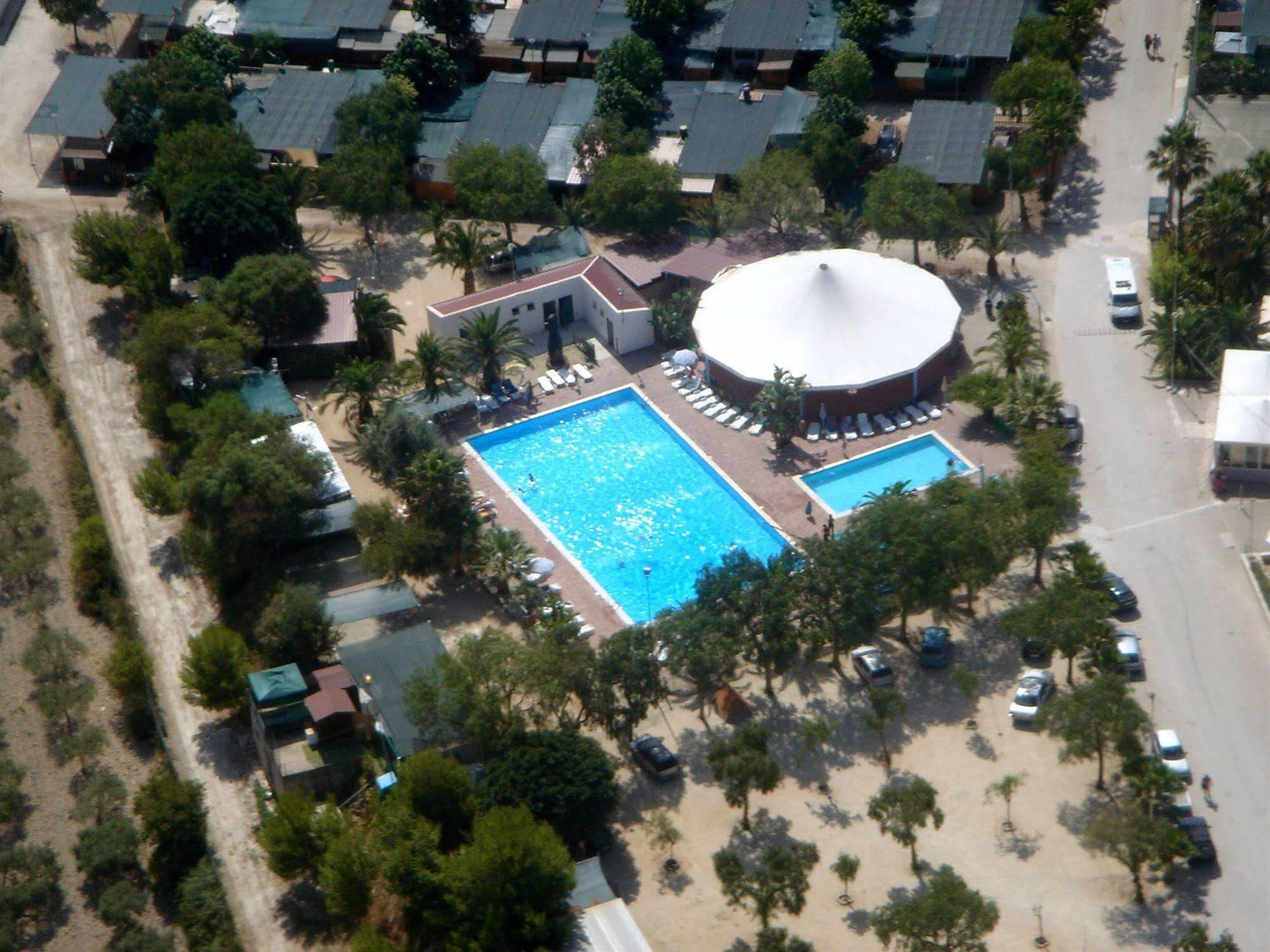 Kamemi Village & Camping ريبيرا المظهر الخارجي الصورة