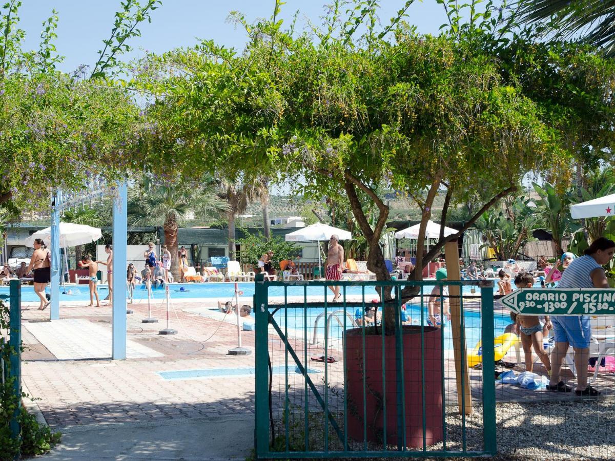 Kamemi Village & Camping ريبيرا المظهر الخارجي الصورة